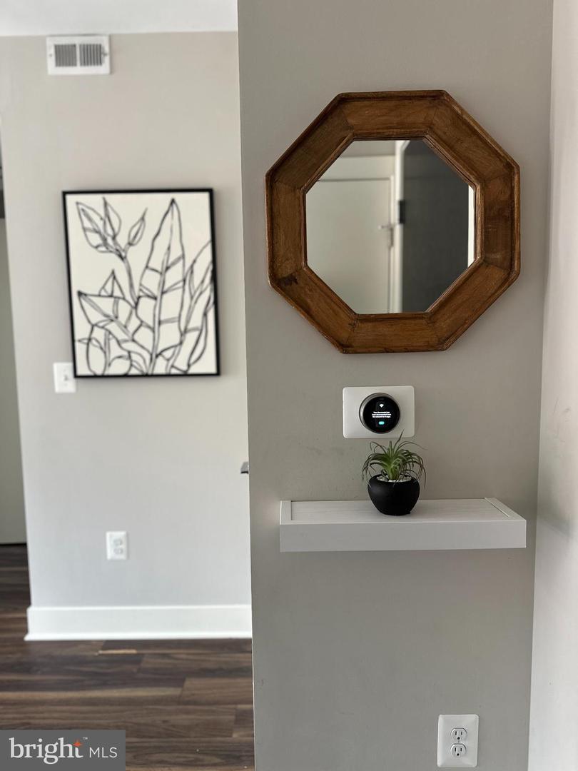 1311 13TH ST NW #308, WASHINGTON, District Of Columbia 20005, 1 Bedroom Bedrooms, ,1 BathroomBathrooms,Residential,For sale,1311 13TH ST NW #308,DCDC2192186 MLS # DCDC2192186