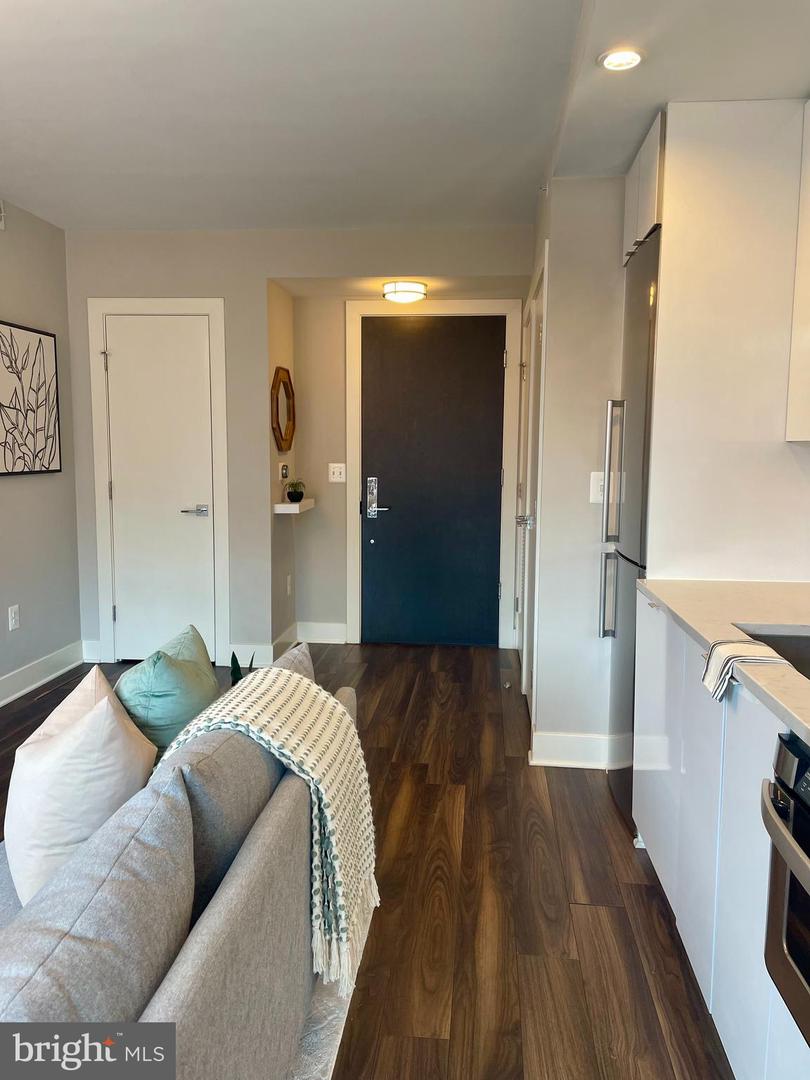 1311 13TH ST NW #308, WASHINGTON, District Of Columbia 20005, 1 Bedroom Bedrooms, ,1 BathroomBathrooms,Residential,For sale,1311 13TH ST NW #308,DCDC2192186 MLS # DCDC2192186