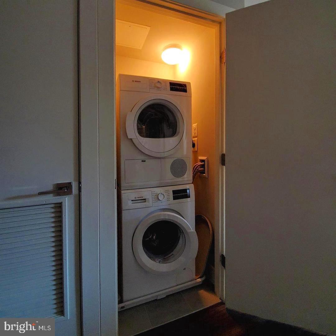 1311 13TH ST NW #308, WASHINGTON, District Of Columbia 20005, 1 Bedroom Bedrooms, ,1 BathroomBathrooms,Residential,For sale,1311 13TH ST NW #308,DCDC2192186 MLS # DCDC2192186