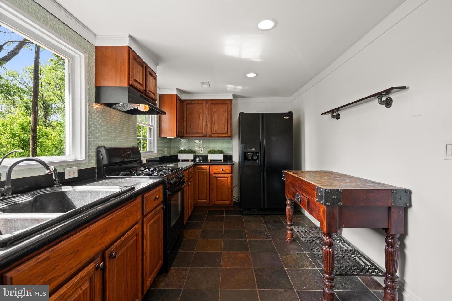 39223 E COLONIAL HWY E, HAMILTON, Virginia 20158, 2 Bedrooms Bedrooms, ,1 BathroomBathrooms,Residential,For sale,39223 E COLONIAL HWY E,VALO2092188 MLS # VALO2092188