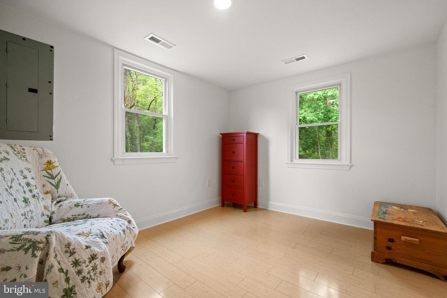 39223 E COLONIAL HWY E, HAMILTON, Virginia 20158, 2 Bedrooms Bedrooms, ,1 BathroomBathrooms,Residential,For sale,39223 E COLONIAL HWY E,VALO2092188 MLS # VALO2092188