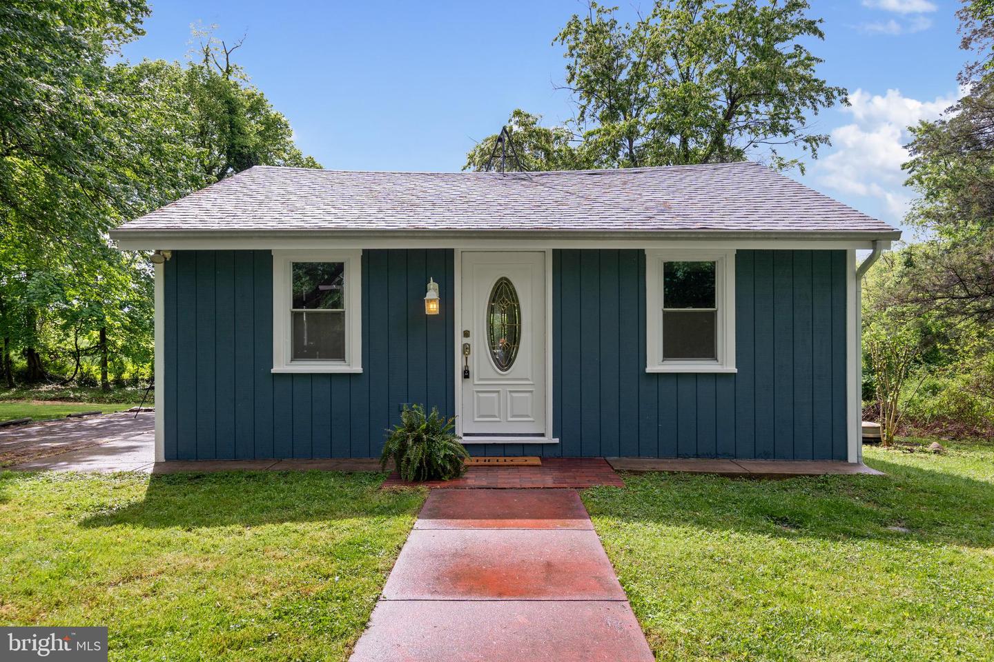 39223 E COLONIAL HWY E, HAMILTON, Virginia 20158, 2 Bedrooms Bedrooms, ,1 BathroomBathrooms,Residential,For sale,39223 E COLONIAL HWY E,VALO2092188 MLS # VALO2092188
