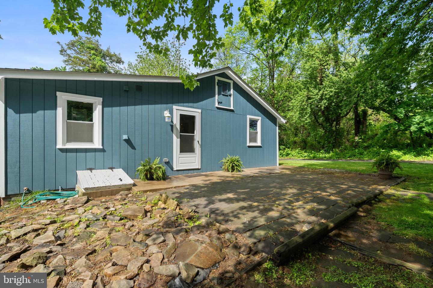 39223 E COLONIAL HWY E, HAMILTON, Virginia 20158, 2 Bedrooms Bedrooms, ,1 BathroomBathrooms,Residential,For sale,39223 E COLONIAL HWY E,VALO2092188 MLS # VALO2092188