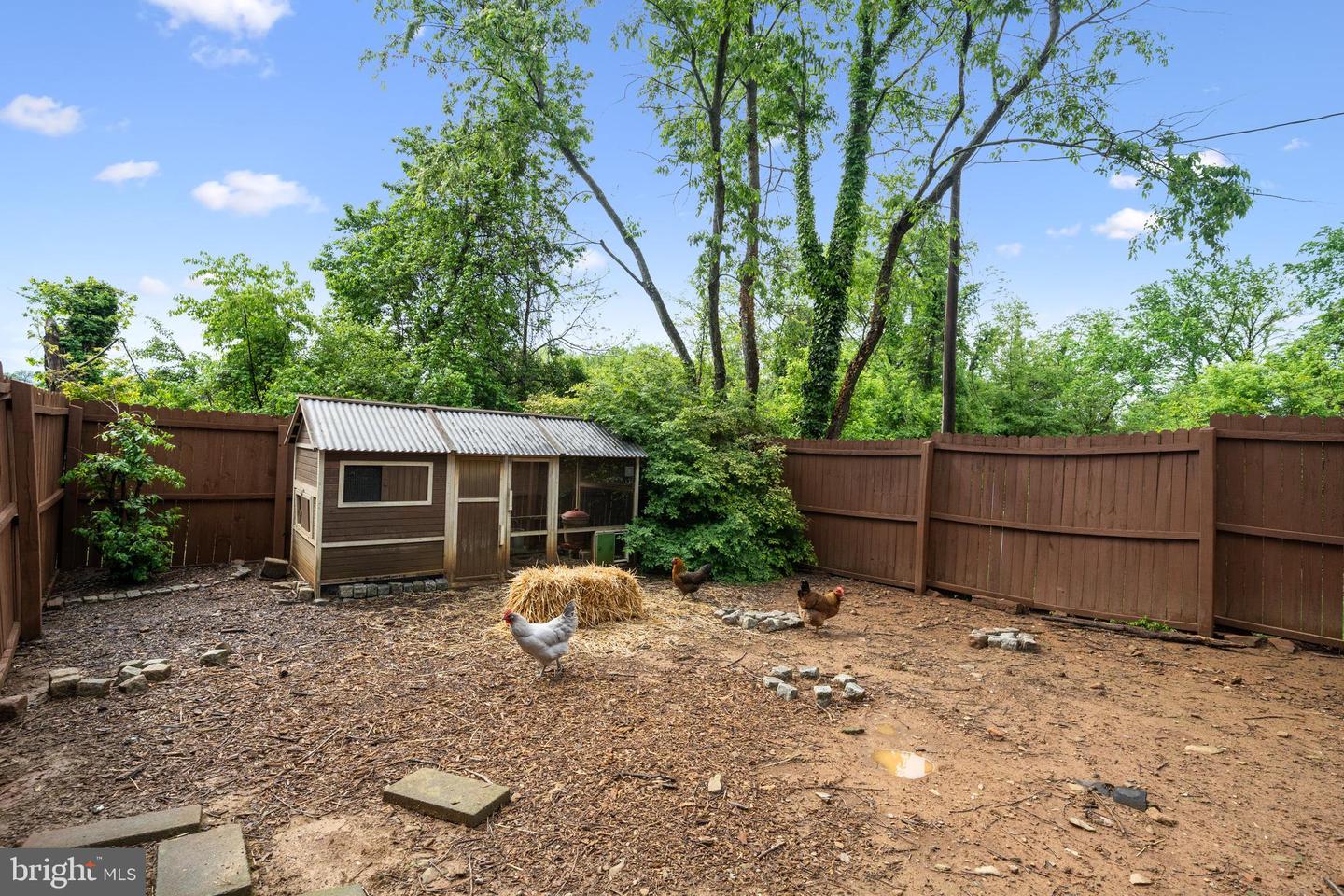 39223 E COLONIAL HWY E, HAMILTON, Virginia 20158, 2 Bedrooms Bedrooms, ,1 BathroomBathrooms,Residential,For sale,39223 E COLONIAL HWY E,VALO2092188 MLS # VALO2092188