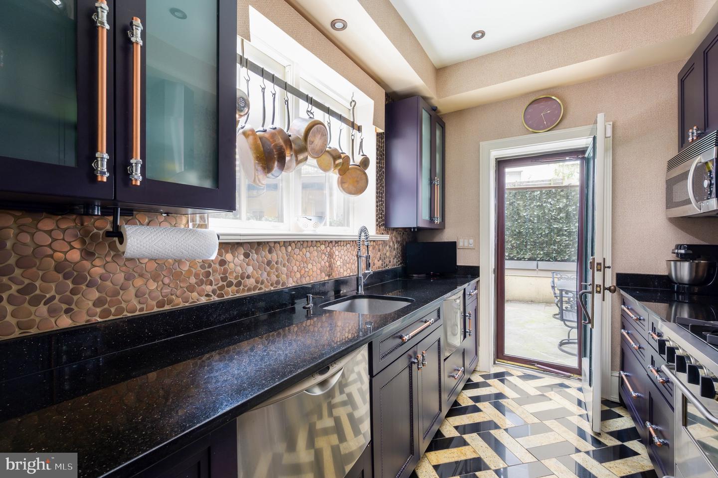 1335 VERMONT AVE NW, WASHINGTON, District Of Columbia 20005, 3 Bedrooms Bedrooms, ,3 BathroomsBathrooms,Residential,For sale,1335 VERMONT AVE NW,DCDC2191792 MLS # DCDC2191792