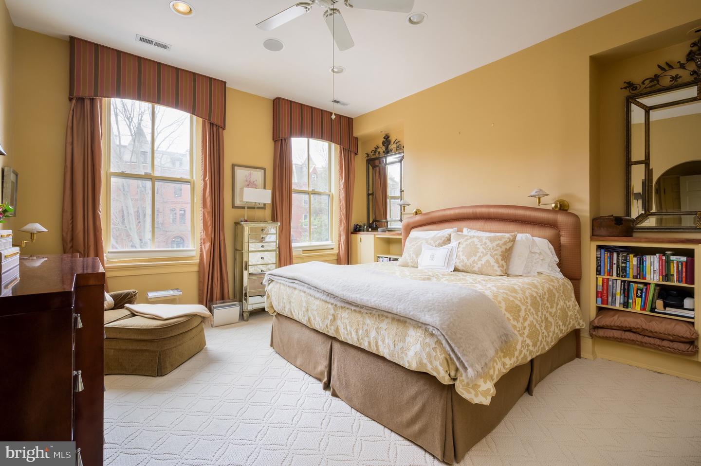 1335 VERMONT AVE NW, WASHINGTON, District Of Columbia 20005, 3 Bedrooms Bedrooms, ,3 BathroomsBathrooms,Residential,For sale,1335 VERMONT AVE NW,DCDC2191792 MLS # DCDC2191792