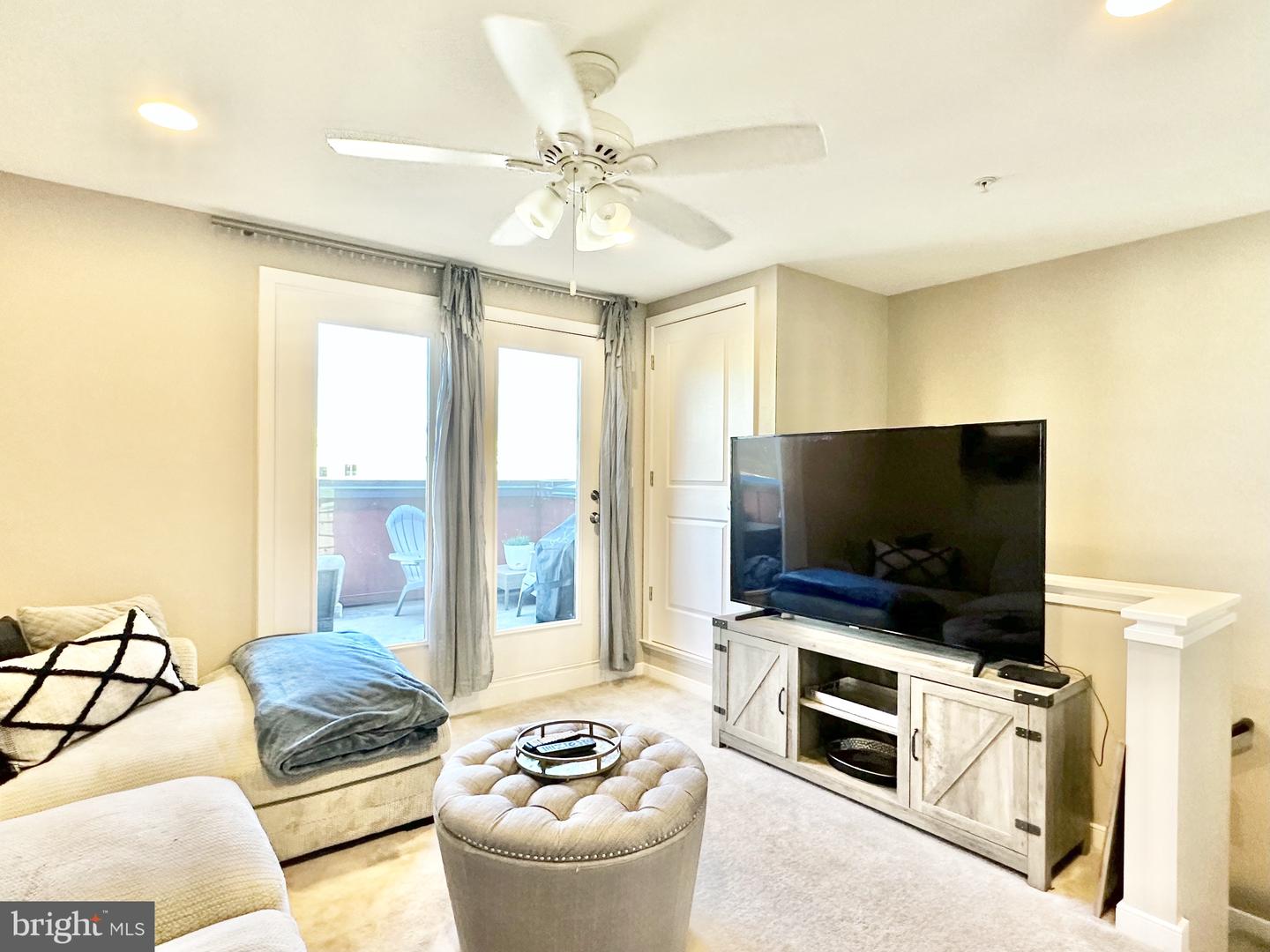 2995 ESKRIDGE RD, FAIRFAX, Virginia 22031, 3 Bedrooms Bedrooms, ,3 BathroomsBathrooms,Residential,For sale,2995 ESKRIDGE RD,VAFX2230598 MLS # VAFX2230598