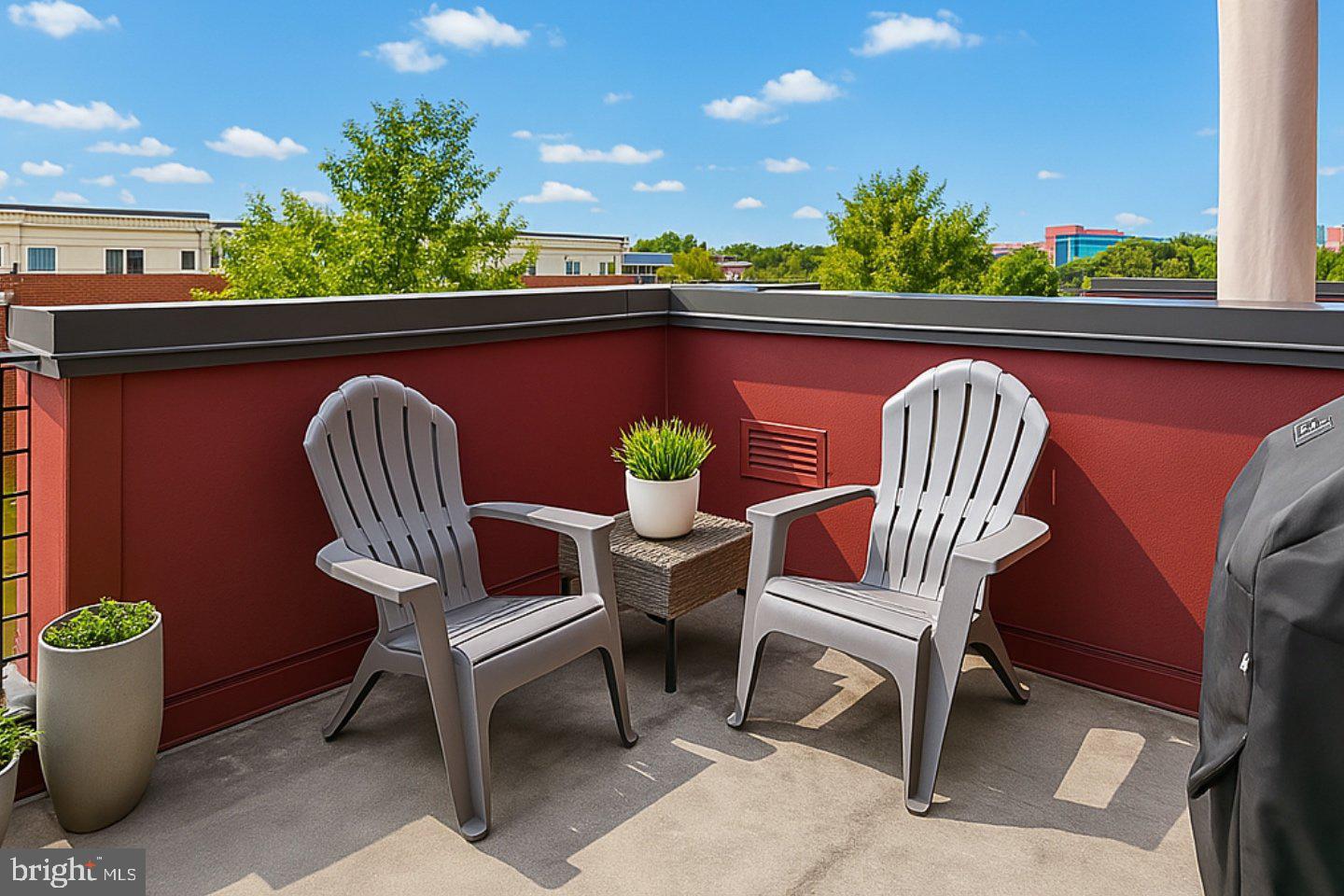 2995 ESKRIDGE RD, FAIRFAX, Virginia 22031, 3 Bedrooms Bedrooms, ,3 BathroomsBathrooms,Residential,For sale,2995 ESKRIDGE RD,VAFX2230598 MLS # VAFX2230598