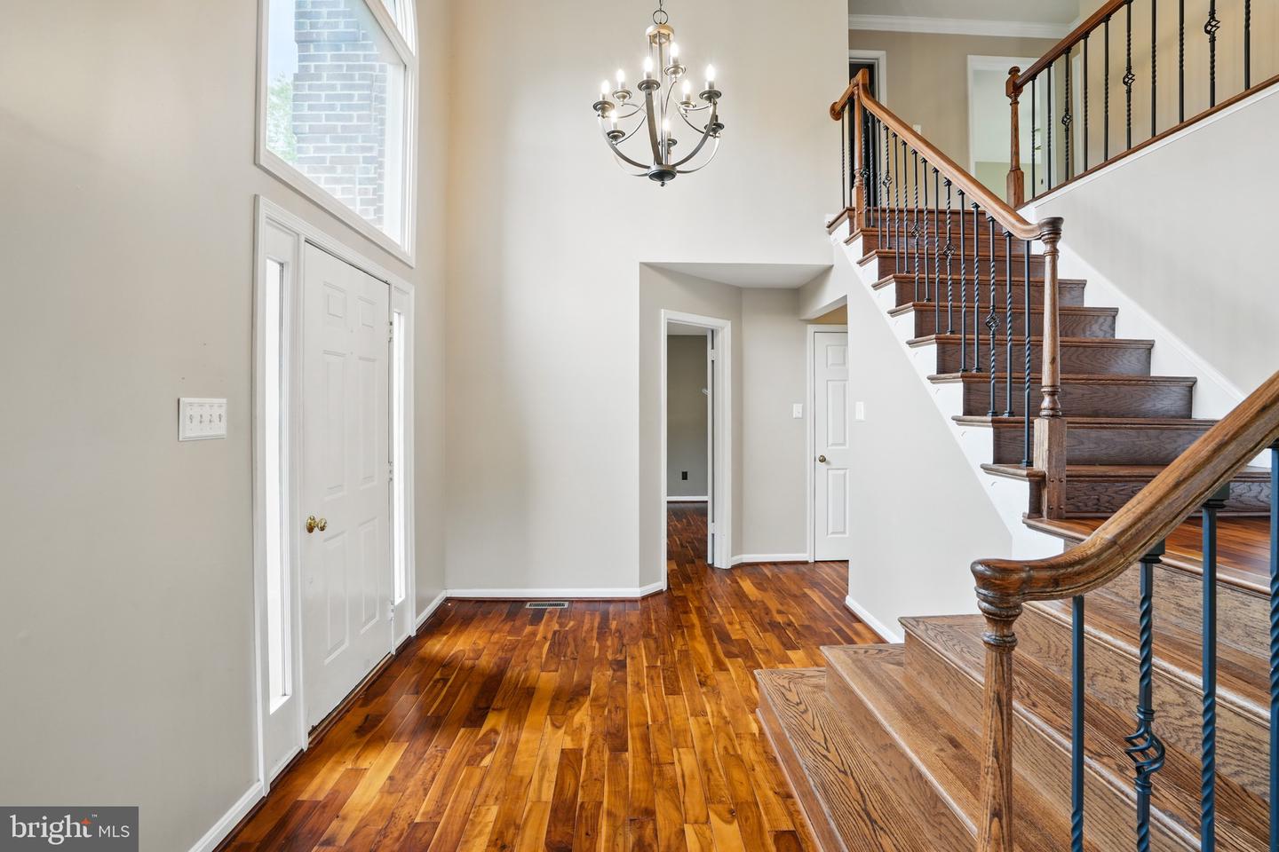 6759 BRONZE POST RD, CENTREVILLE, Virginia 20121, 4 Bedrooms Bedrooms, ,3 BathroomsBathrooms,Residential,For sale,6759 BRONZE POST RD,VAFX2230700 MLS # VAFX2230700