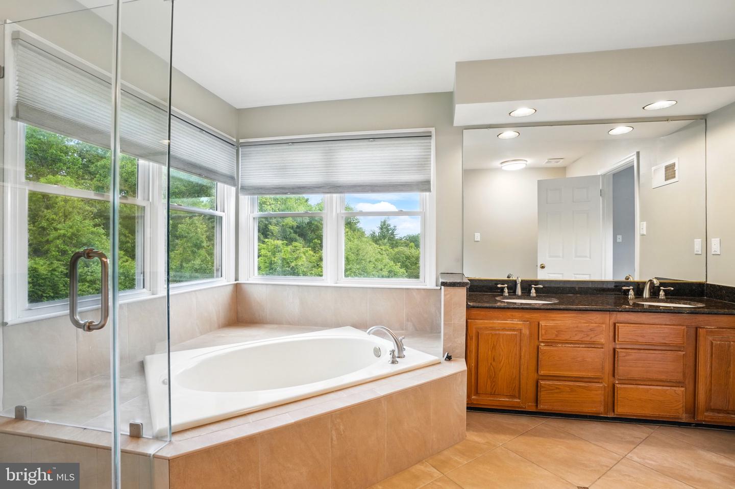 6759 BRONZE POST RD, CENTREVILLE, Virginia 20121, 4 Bedrooms Bedrooms, ,3 BathroomsBathrooms,Residential,For sale,6759 BRONZE POST RD,VAFX2230700 MLS # VAFX2230700
