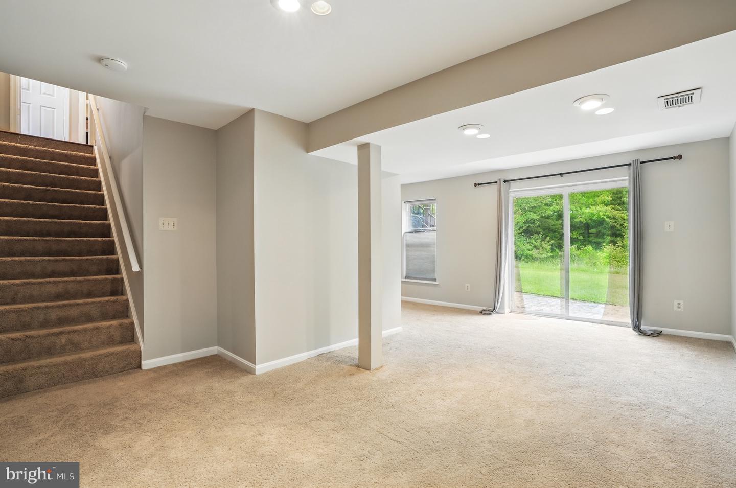 6759 BRONZE POST RD, CENTREVILLE, Virginia 20121, 4 Bedrooms Bedrooms, ,3 BathroomsBathrooms,Residential,For sale,6759 BRONZE POST RD,VAFX2230700 MLS # VAFX2230700