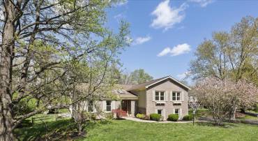 10854 MEADOWLAND DR, OAKTON, Virginia 22124, 4 Bedrooms Bedrooms, ,3 BathroomsBathrooms,Residential,For sale,10854 MEADOWLAND DR,VAFX2231904 MLS # VAFX2231904