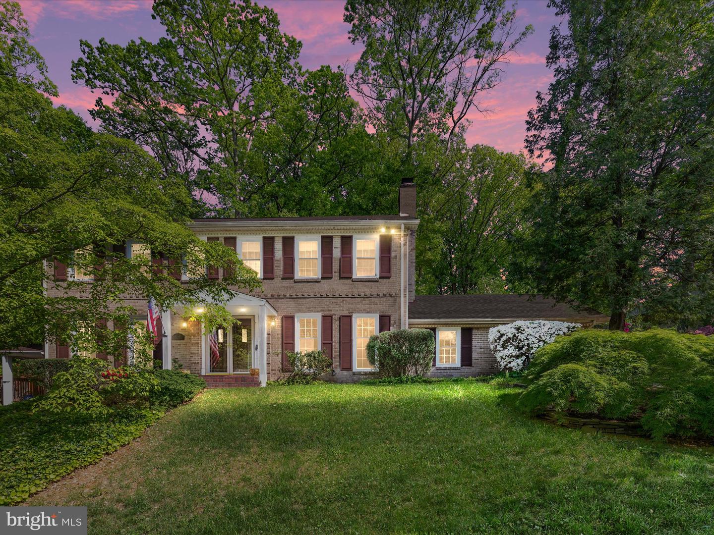 1519 N CHAMBLISS ST, ALEXANDRIA, Virginia 22312, 5 Bedrooms Bedrooms, ,3 BathroomsBathrooms,Residential,For sale,1519 N CHAMBLISS ST,VAAX2043804 MLS # VAAX2043804