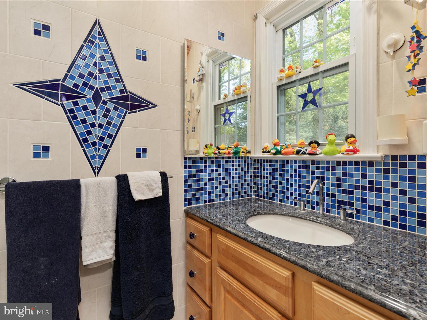 1519 N CHAMBLISS ST, ALEXANDRIA, Virginia 22312, 5 Bedrooms Bedrooms, ,3 BathroomsBathrooms,Residential,For sale,1519 N CHAMBLISS ST,VAAX2043804 MLS # VAAX2043804