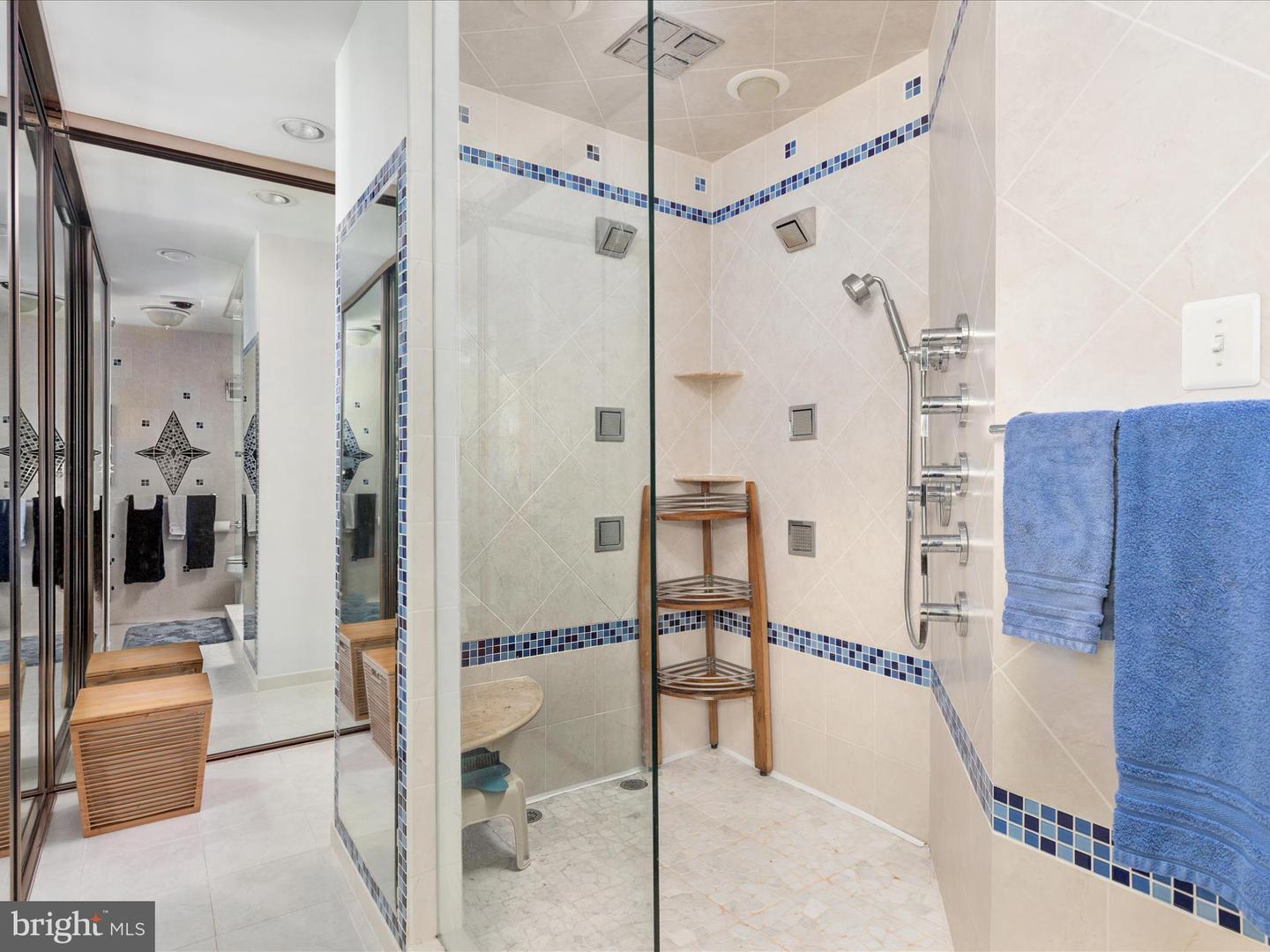 1519 N CHAMBLISS ST, ALEXANDRIA, Virginia 22312, 5 Bedrooms Bedrooms, ,3 BathroomsBathrooms,Residential,For sale,1519 N CHAMBLISS ST,VAAX2043804 MLS # VAAX2043804