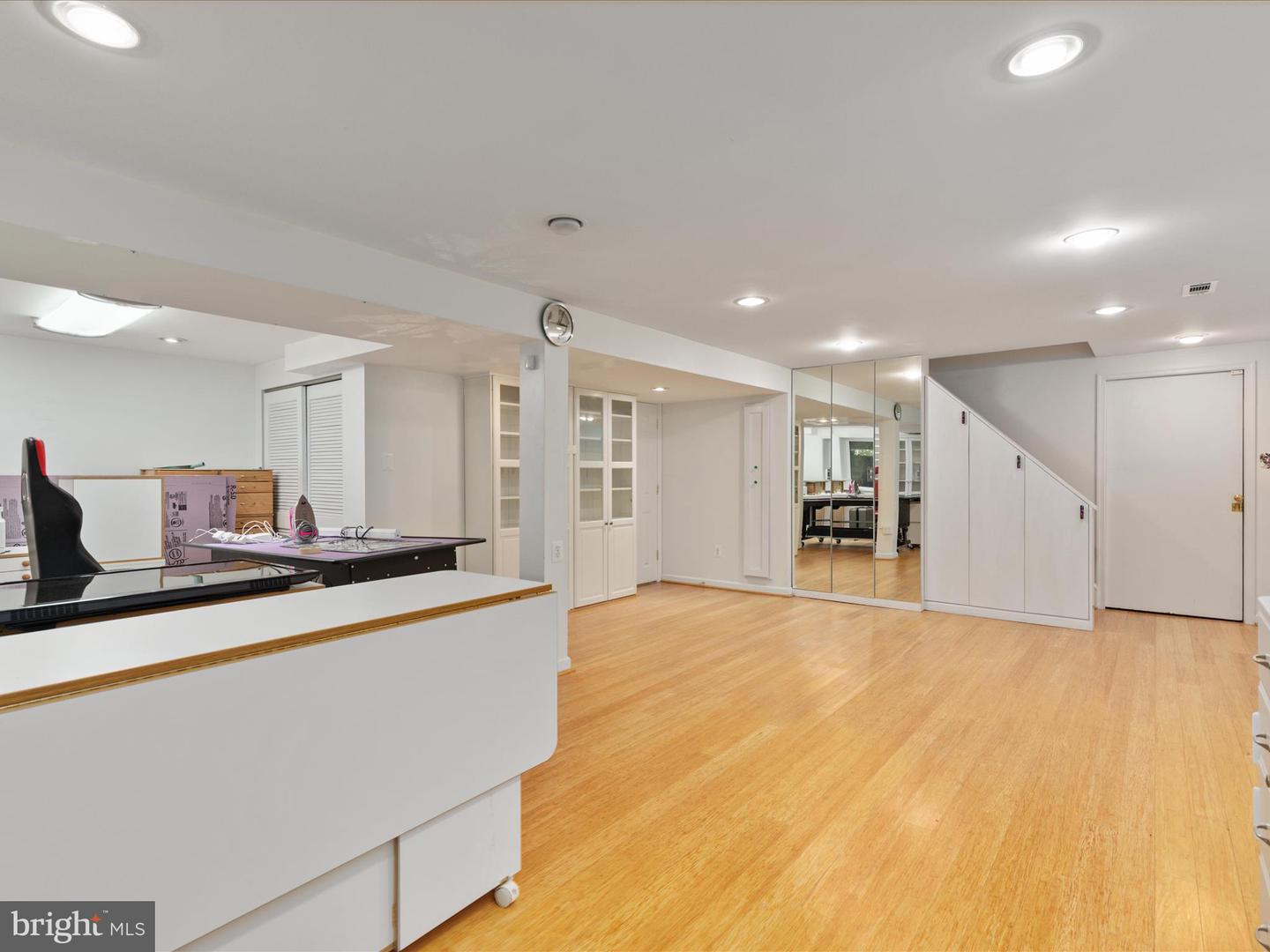 1519 N CHAMBLISS ST, ALEXANDRIA, Virginia 22312, 5 Bedrooms Bedrooms, ,3 BathroomsBathrooms,Residential,For sale,1519 N CHAMBLISS ST,VAAX2043804 MLS # VAAX2043804