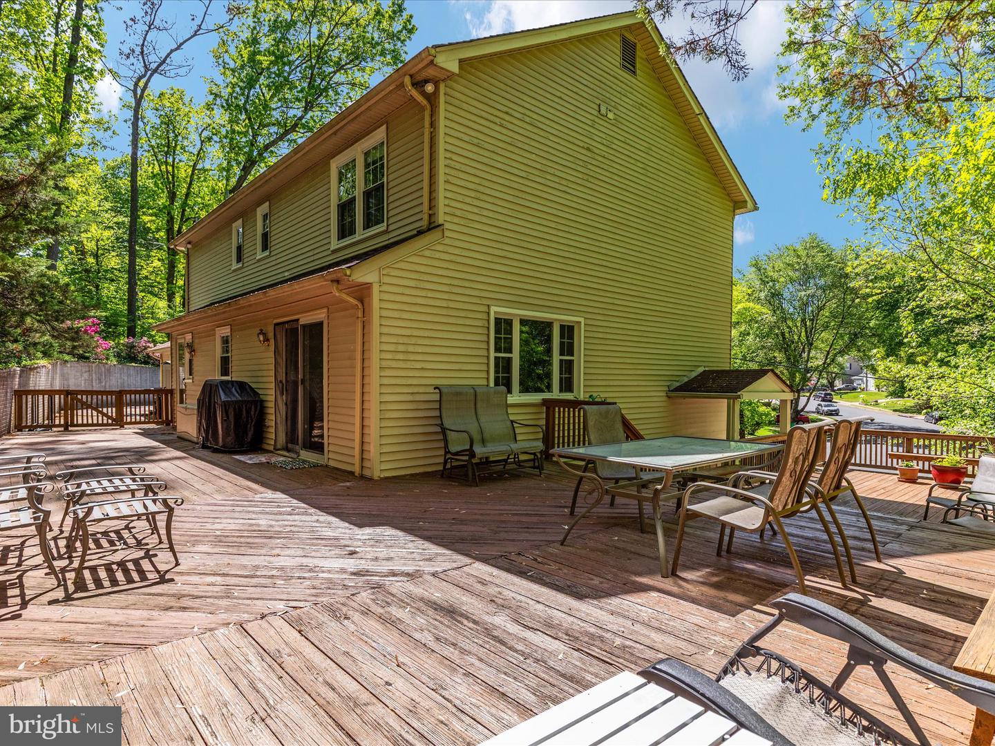 1519 N CHAMBLISS ST, ALEXANDRIA, Virginia 22312, 5 Bedrooms Bedrooms, ,3 BathroomsBathrooms,Residential,For sale,1519 N CHAMBLISS ST,VAAX2043804 MLS # VAAX2043804