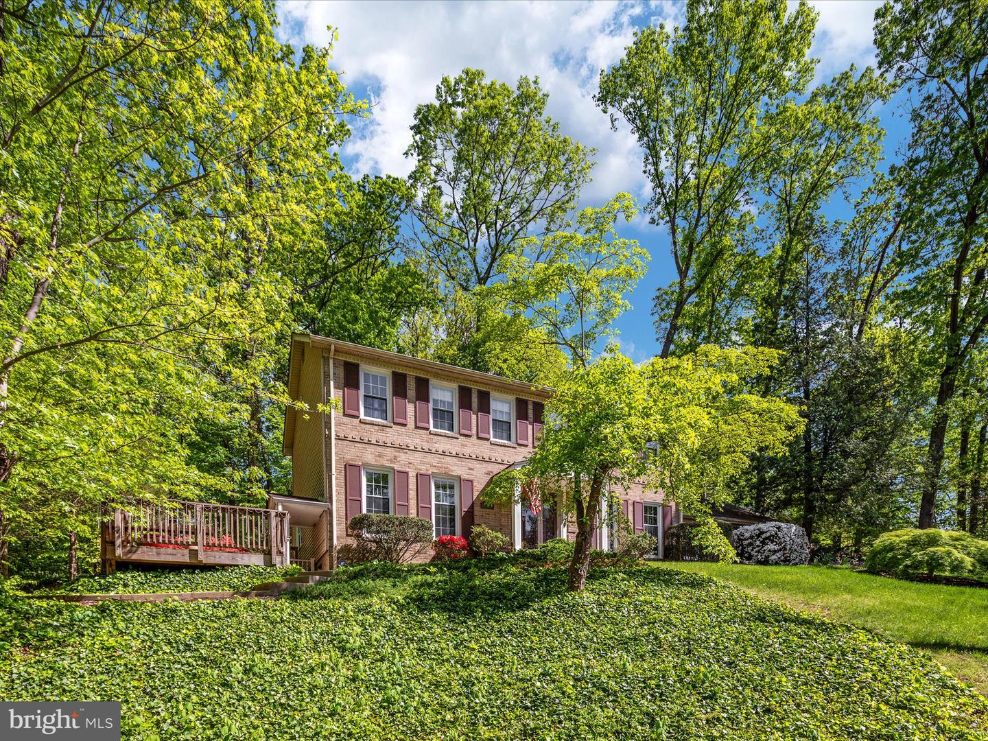 1519 N CHAMBLISS ST, ALEXANDRIA, Virginia 22312, 5 Bedrooms Bedrooms, ,3 BathroomsBathrooms,Residential,For sale,1519 N CHAMBLISS ST,VAAX2043804 MLS # VAAX2043804