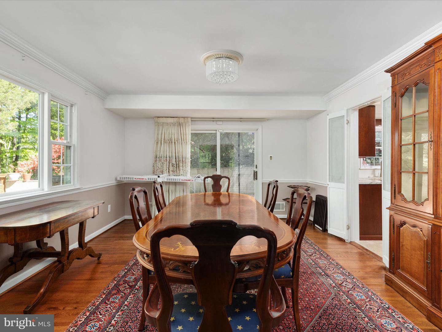 1519 N CHAMBLISS ST, ALEXANDRIA, Virginia 22312, 5 Bedrooms Bedrooms, ,3 BathroomsBathrooms,Residential,For sale,1519 N CHAMBLISS ST,VAAX2043804 MLS # VAAX2043804