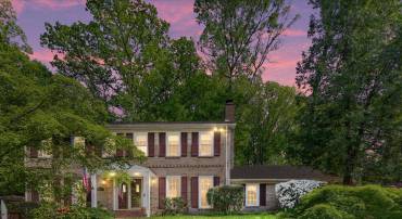1519 N CHAMBLISS ST, ALEXANDRIA, Virginia 22312, 5 Bedrooms Bedrooms, ,3 BathroomsBathrooms,Residential,For sale,1519 N CHAMBLISS ST,VAAX2043804 MLS # VAAX2043804