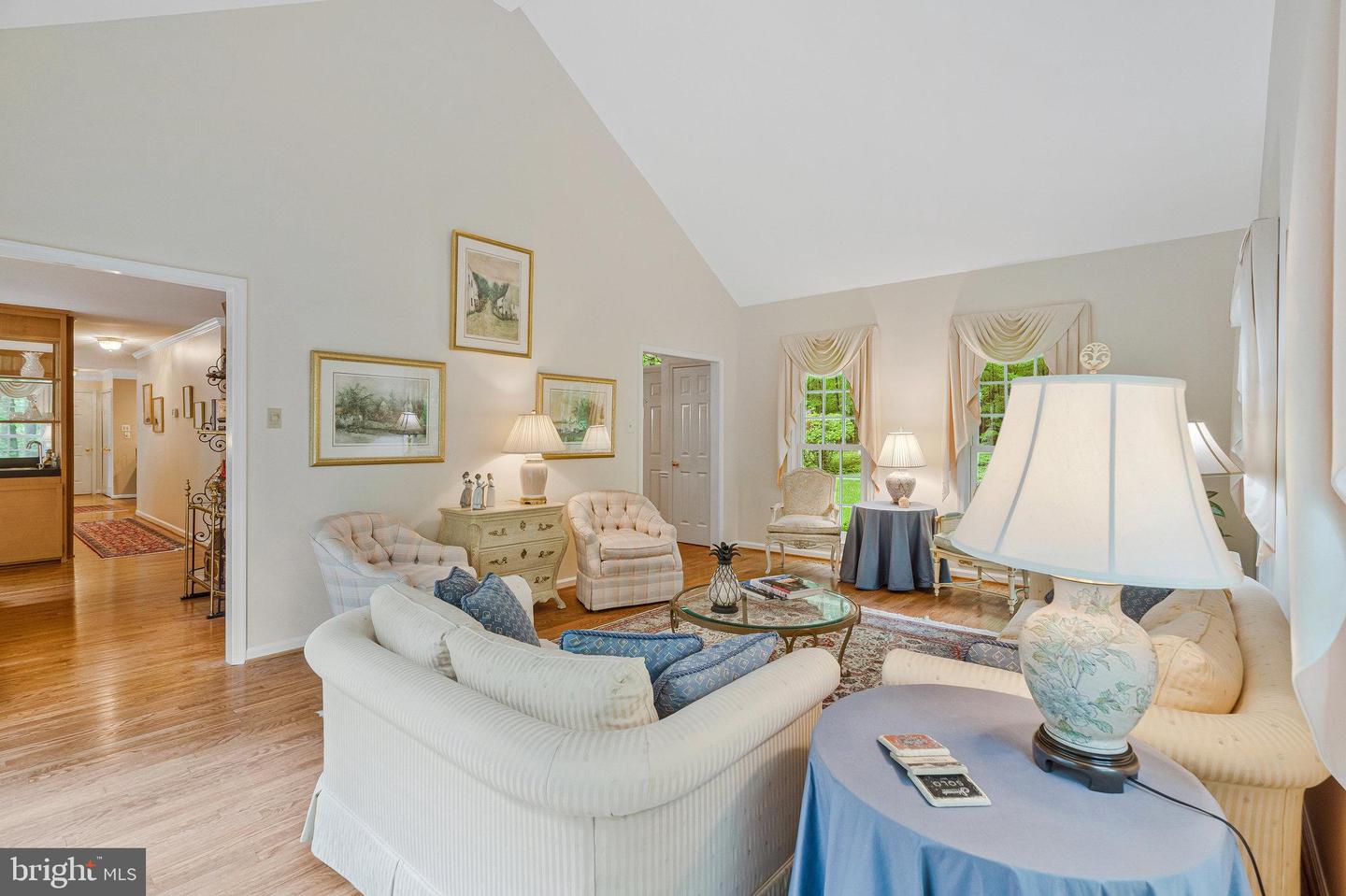 10606 CANTERBERRY RD, FAIRFAX STATION, Virginia 22039, 4 Bedrooms Bedrooms, ,3 BathroomsBathrooms,Residential,For sale,10606 CANTERBERRY RD,VAFX2232144 MLS # VAFX2232144