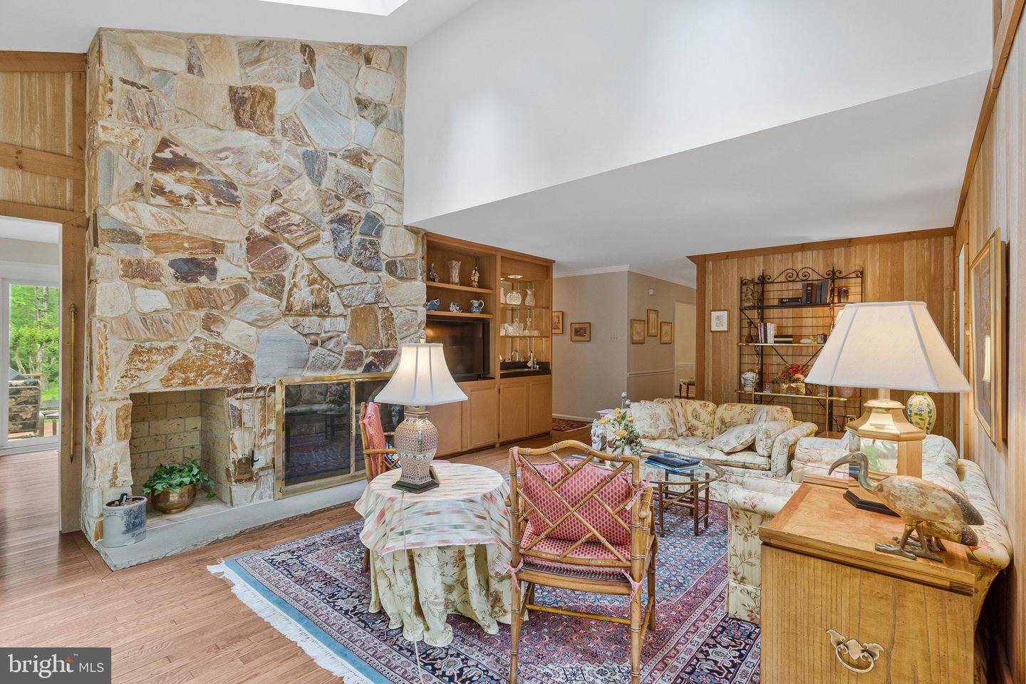 10606 CANTERBERRY RD, FAIRFAX STATION, Virginia 22039, 4 Bedrooms Bedrooms, ,3 BathroomsBathrooms,Residential,For sale,10606 CANTERBERRY RD,VAFX2232144 MLS # VAFX2232144