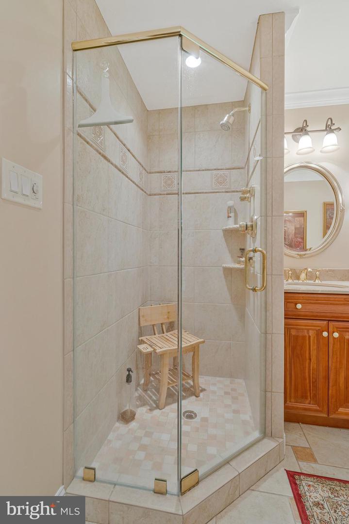 10606 CANTERBERRY RD, FAIRFAX STATION, Virginia 22039, 4 Bedrooms Bedrooms, ,3 BathroomsBathrooms,Residential,For sale,10606 CANTERBERRY RD,VAFX2232144 MLS # VAFX2232144