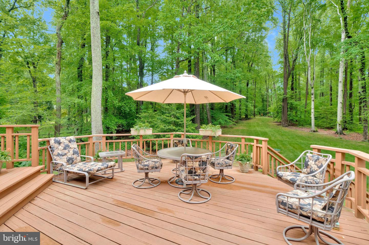 10606 CANTERBERRY RD, FAIRFAX STATION, Virginia 22039, 4 Bedrooms Bedrooms, ,3 BathroomsBathrooms,Residential,For sale,10606 CANTERBERRY RD,VAFX2232144 MLS # VAFX2232144