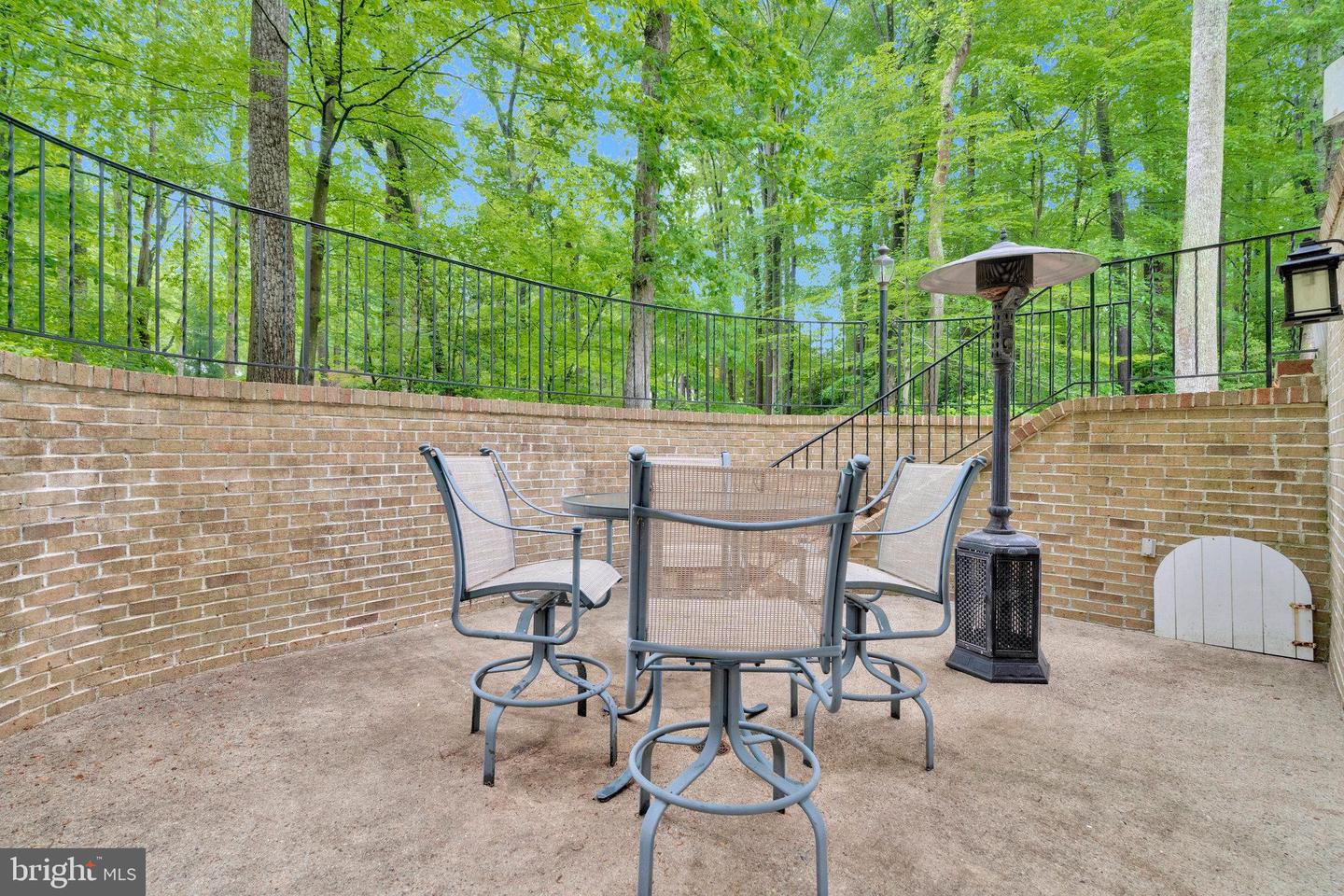 10606 CANTERBERRY RD, FAIRFAX STATION, Virginia 22039, 4 Bedrooms Bedrooms, ,3 BathroomsBathrooms,Residential,For sale,10606 CANTERBERRY RD,VAFX2232144 MLS # VAFX2232144