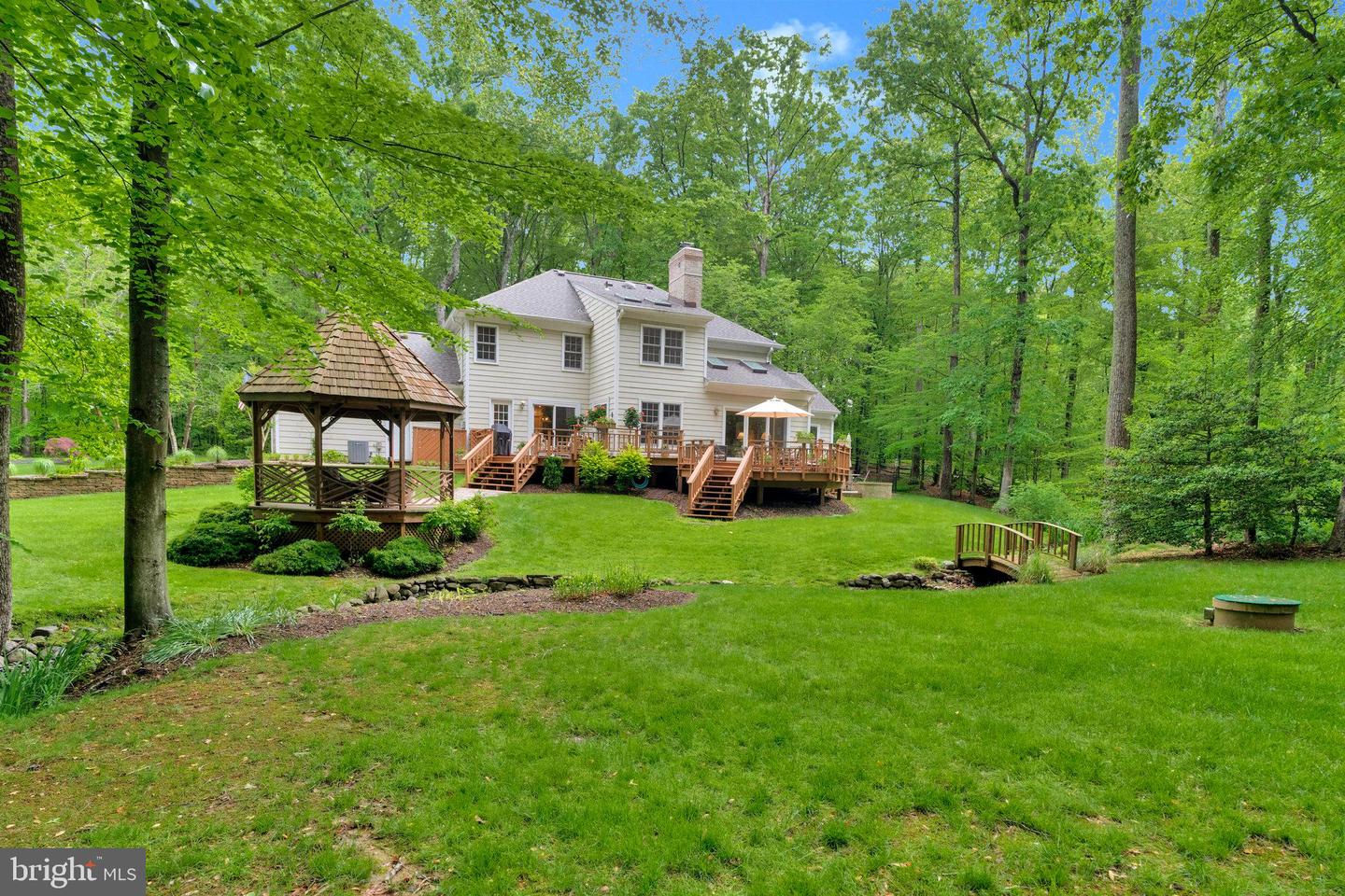 10606 CANTERBERRY RD, FAIRFAX STATION, Virginia 22039, 4 Bedrooms Bedrooms, ,3 BathroomsBathrooms,Residential,For sale,10606 CANTERBERRY RD,VAFX2232144 MLS # VAFX2232144