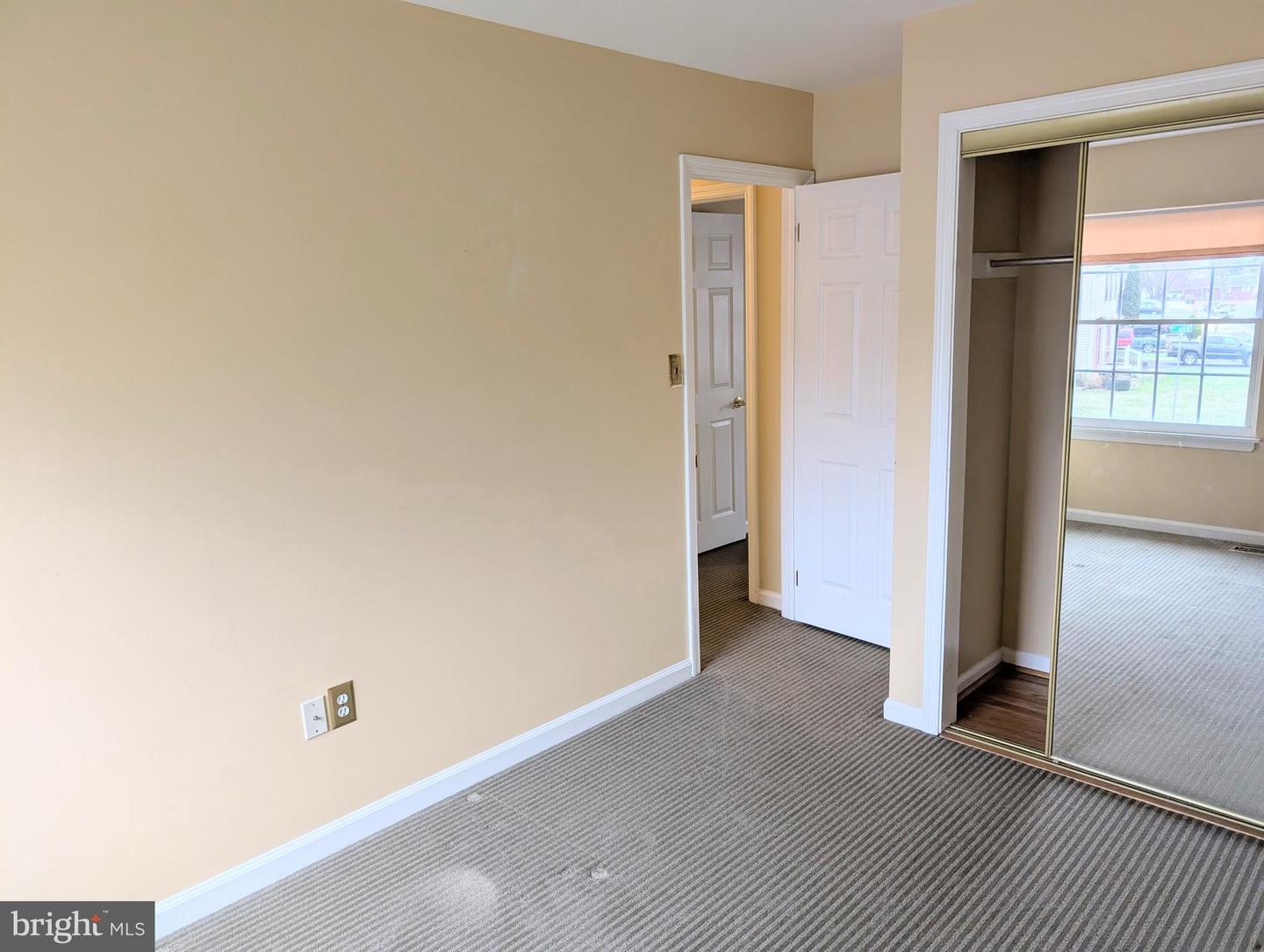 8866 OLDE MILL RUN, MANASSAS, Virginia 20110, 4 Bedrooms Bedrooms, ,2 BathroomsBathrooms,Residential,For sale,8866 OLDE MILL RUN,VAMN2008034 MLS # VAMN2008034