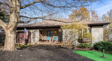 702 FLOWER DR, MCGAHEYSVILLE, Virginia 22840, 5 Bedrooms Bedrooms, ,2 BathroomsBathrooms,Residential,702 FLOWER DR,659383 MLS # 659383