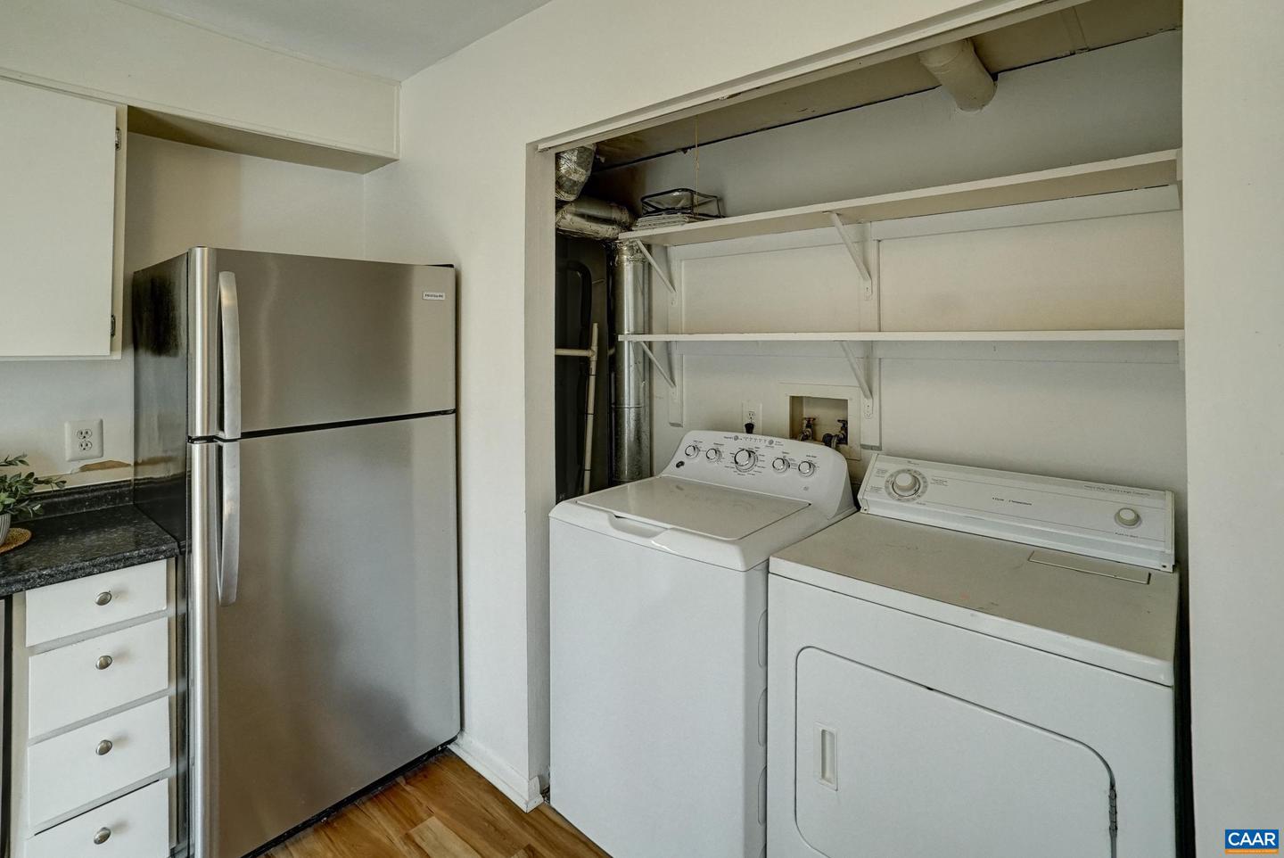 2735 GATEWOOD CIR, CHARLOTTESVILLE, Virginia 22911, 1 Bedroom Bedrooms, ,1 BathroomBathrooms,Residential,For sale,2735 GATEWOOD CIR,662944 MLS # 662944