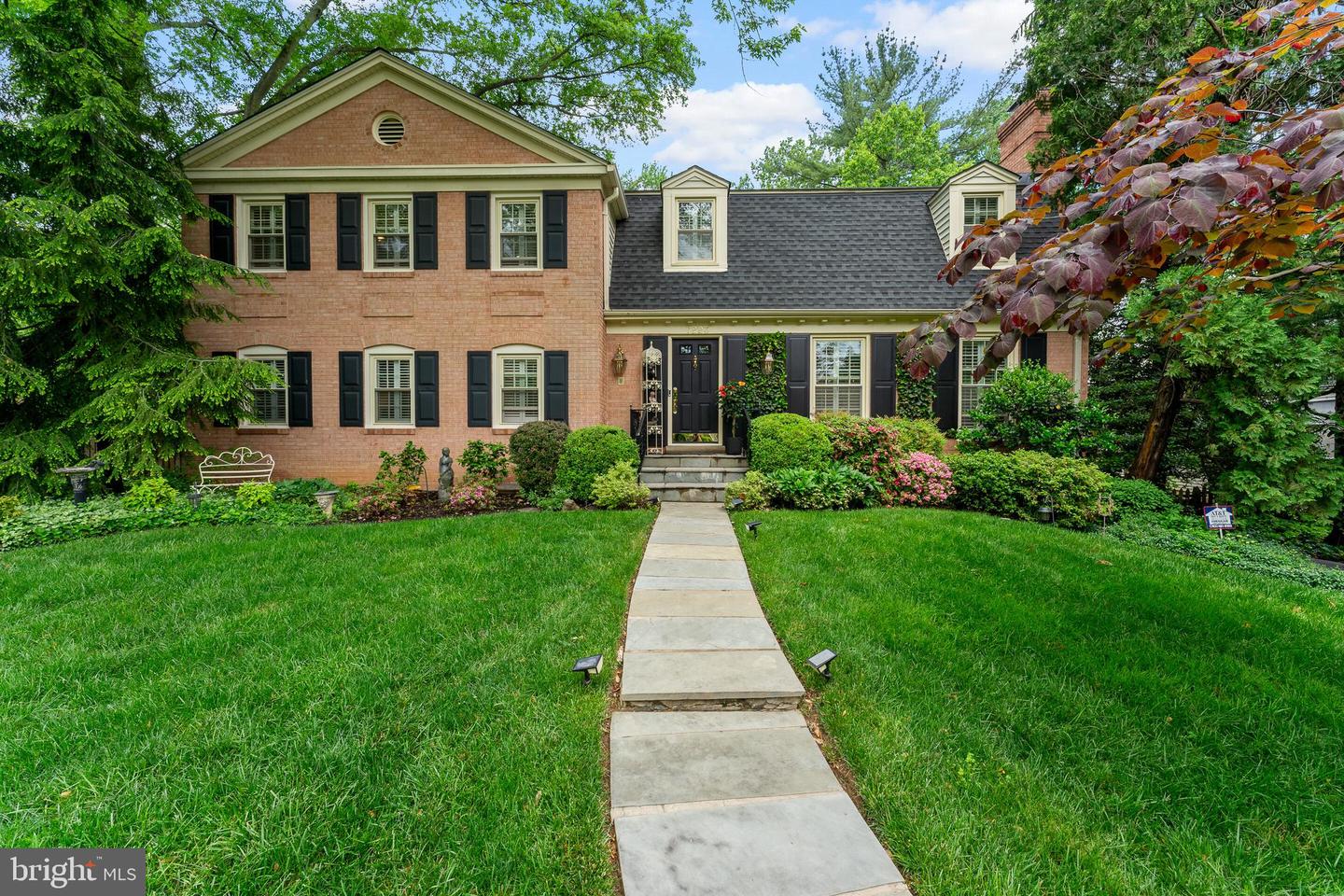 7223 VAN NESS CT, MCLEAN, Virginia 22101, 5 Bedrooms Bedrooms, ,3 BathroomsBathrooms,Residential,For sale,7223 VAN NESS CT,VAFX2232846 MLS # VAFX2232846