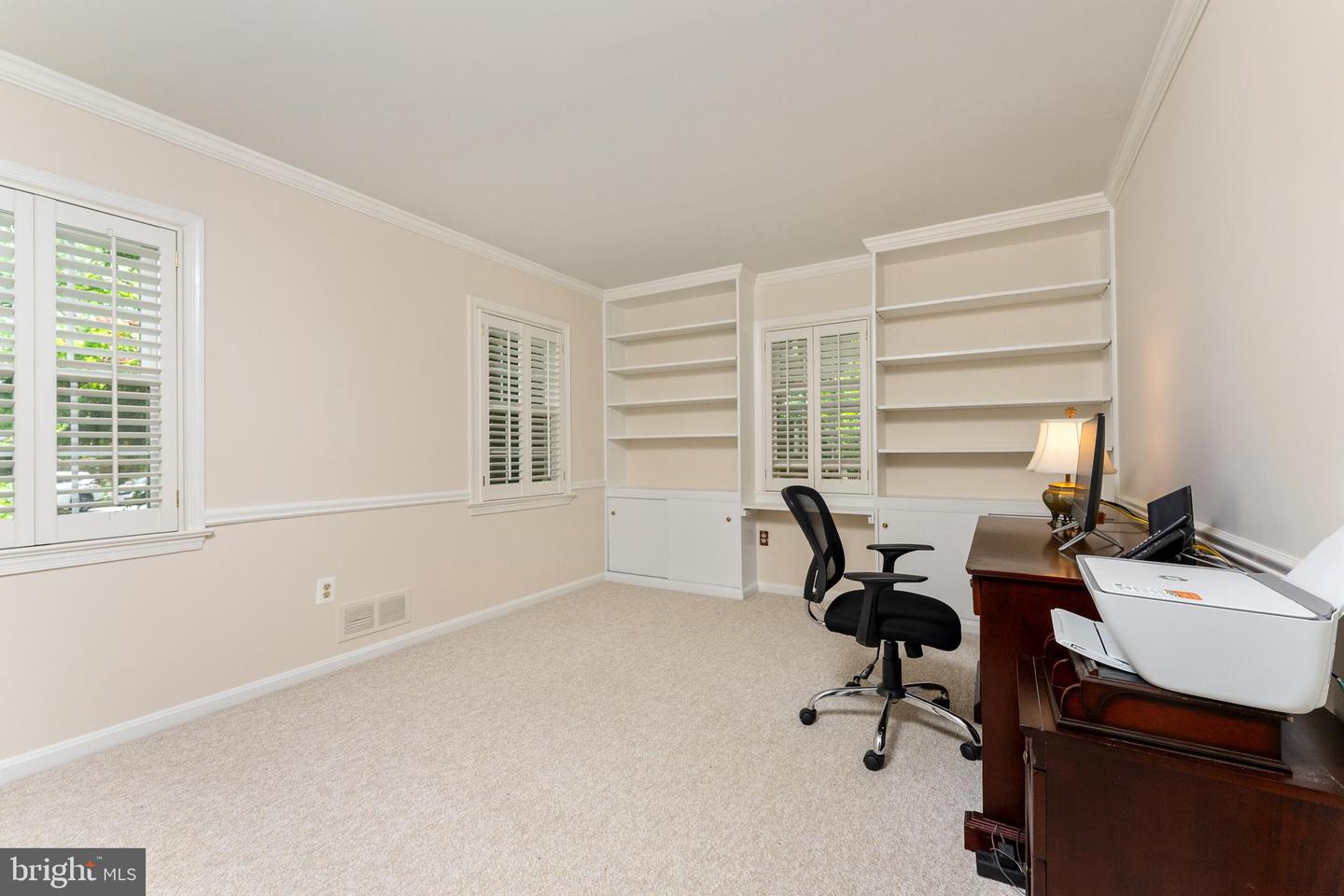 7223 VAN NESS CT, MCLEAN, Virginia 22101, 5 Bedrooms Bedrooms, ,3 BathroomsBathrooms,Residential,For sale,7223 VAN NESS CT,VAFX2232846 MLS # VAFX2232846