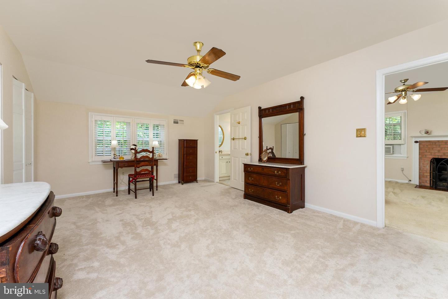 7223 VAN NESS CT, MCLEAN, Virginia 22101, 5 Bedrooms Bedrooms, ,3 BathroomsBathrooms,Residential,For sale,7223 VAN NESS CT,VAFX2232846 MLS # VAFX2232846