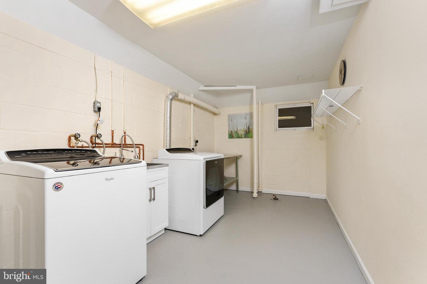 7223 VAN NESS CT, MCLEAN, Virginia 22101, 5 Bedrooms Bedrooms, ,3 BathroomsBathrooms,Residential,For sale,7223 VAN NESS CT,VAFX2232846 MLS # VAFX2232846