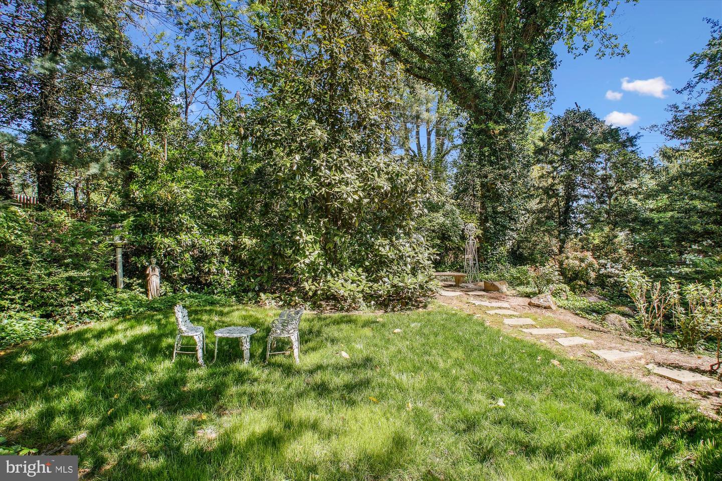 7223 VAN NESS CT, MCLEAN, Virginia 22101, 5 Bedrooms Bedrooms, ,3 BathroomsBathrooms,Residential,For sale,7223 VAN NESS CT,VAFX2232846 MLS # VAFX2232846
