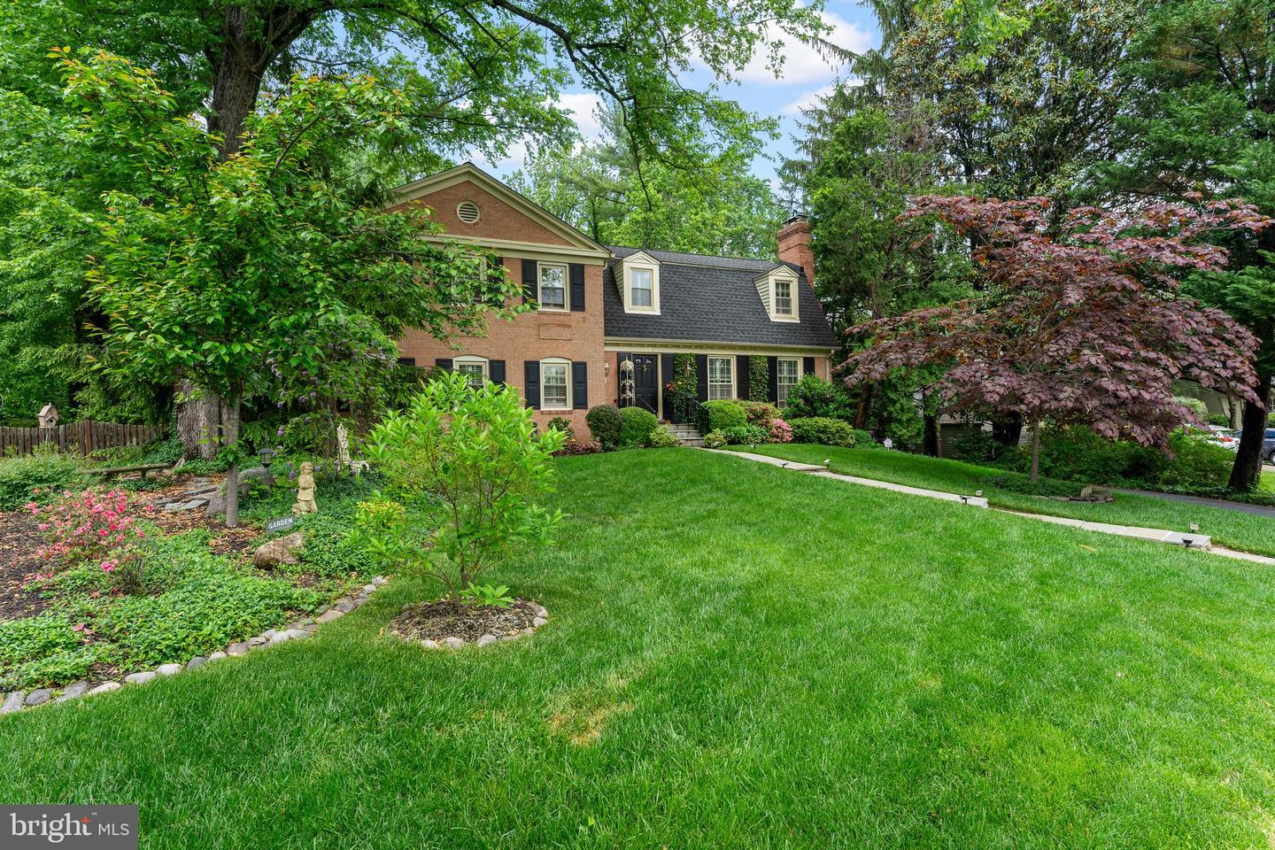 7223 VAN NESS CT, MCLEAN, Virginia 22101, 5 Bedrooms Bedrooms, ,3 BathroomsBathrooms,Residential,For sale,7223 VAN NESS CT,VAFX2232846 MLS # VAFX2232846