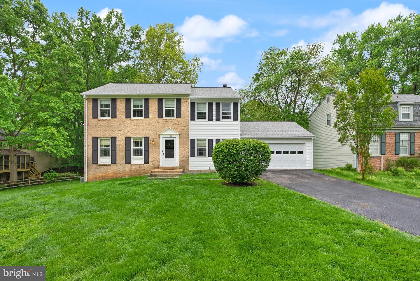 5023 MIGNONETTE CT, ANNANDALE, Virginia 22003, 4 Bedrooms Bedrooms, ,3 BathroomsBathrooms,Residential,For sale,5023 MIGNONETTE CT,VAFX2233148 MLS # VAFX2233148
