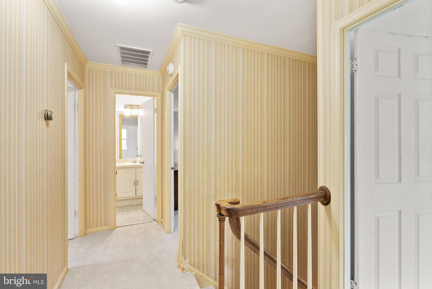5023 MIGNONETTE CT, ANNANDALE, Virginia 22003, 4 Bedrooms Bedrooms, ,3 BathroomsBathrooms,Residential,For sale,5023 MIGNONETTE CT,VAFX2233148 MLS # VAFX2233148
