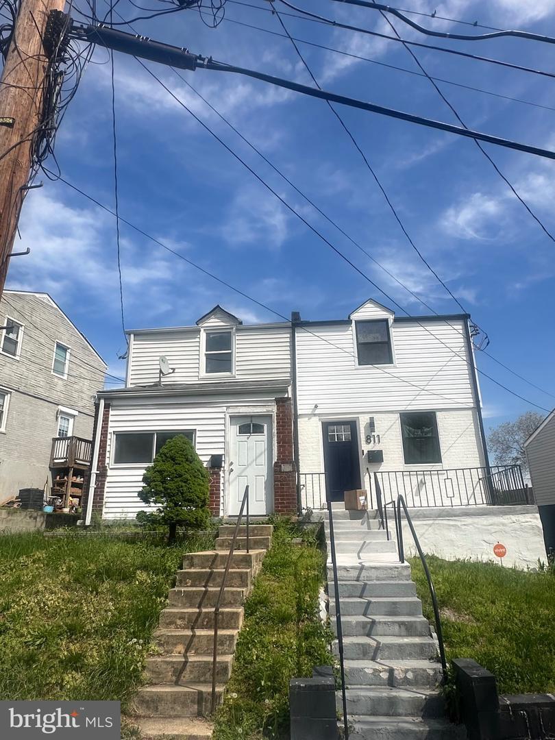 813 51ST ST NE, WASHINGTON, District Of Columbia 20019, 2 Bedrooms Bedrooms, ,2 BathroomsBathrooms,Residential,For sale,813 51ST ST NE,DCDC2195022 MLS # DCDC2195022