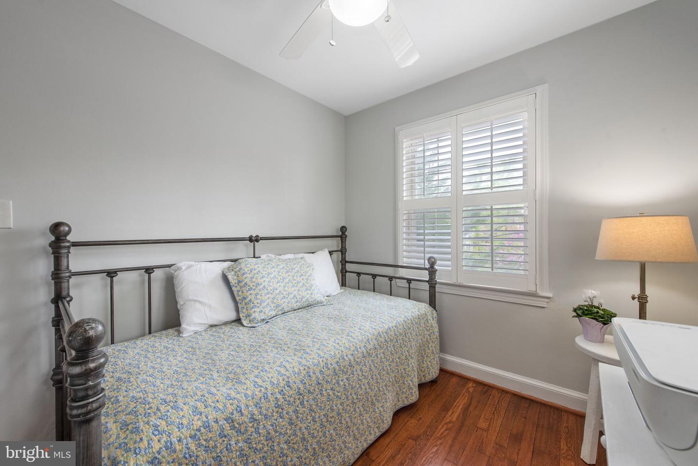 815 CHURCH ST, ALEXANDRIA, Virginia 22314, 2 Bedrooms Bedrooms, ,2 BathroomsBathrooms,Residential,For sale,815 CHURCH ST,VAAX2044020 MLS # VAAX2044020