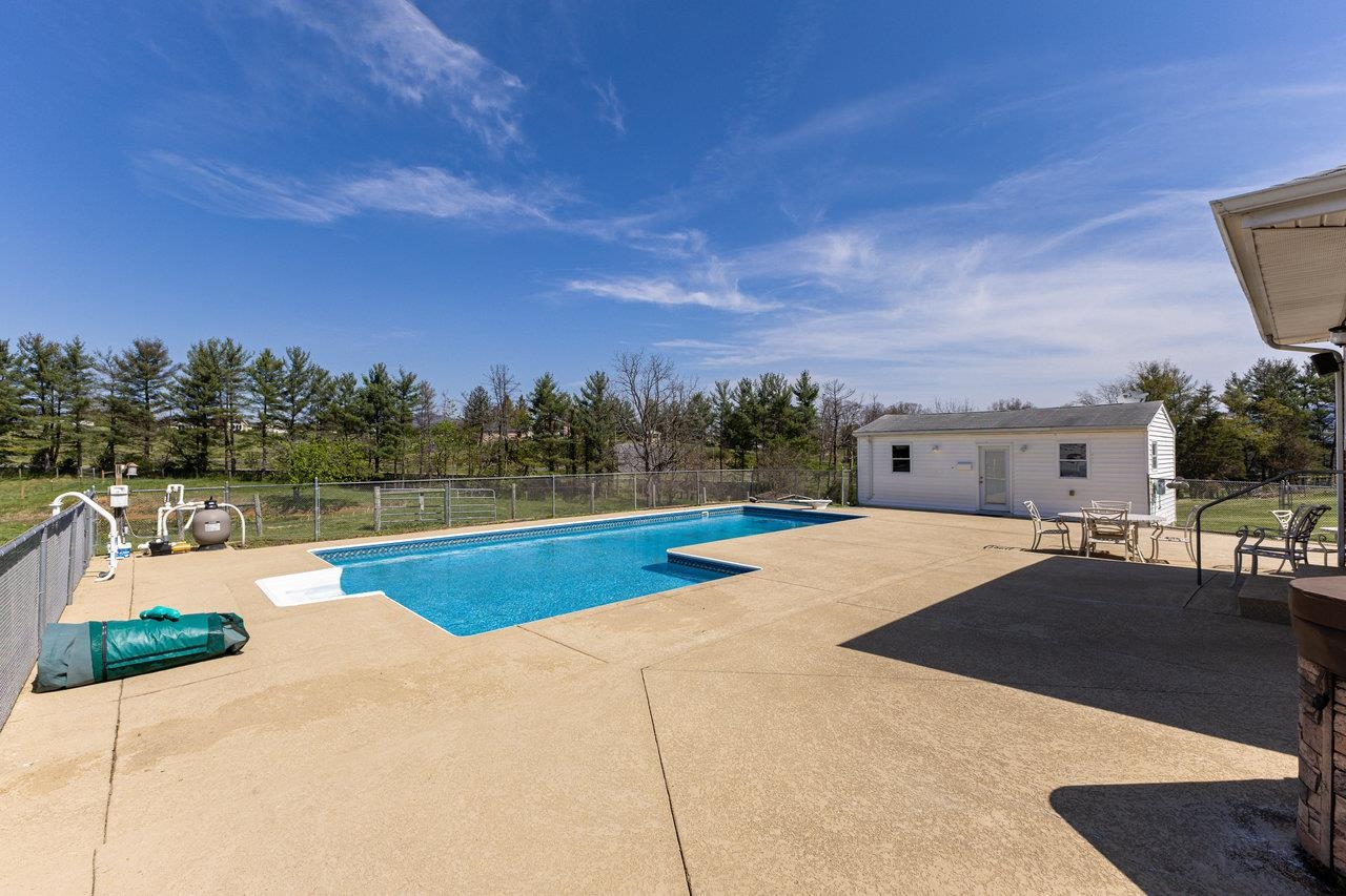 62 ROSSER DR, LURAY, Virginia 22835, 3 Bedrooms Bedrooms, ,2 BathroomsBathrooms,Residential,62 ROSSER DR,664399 MLS # 664399