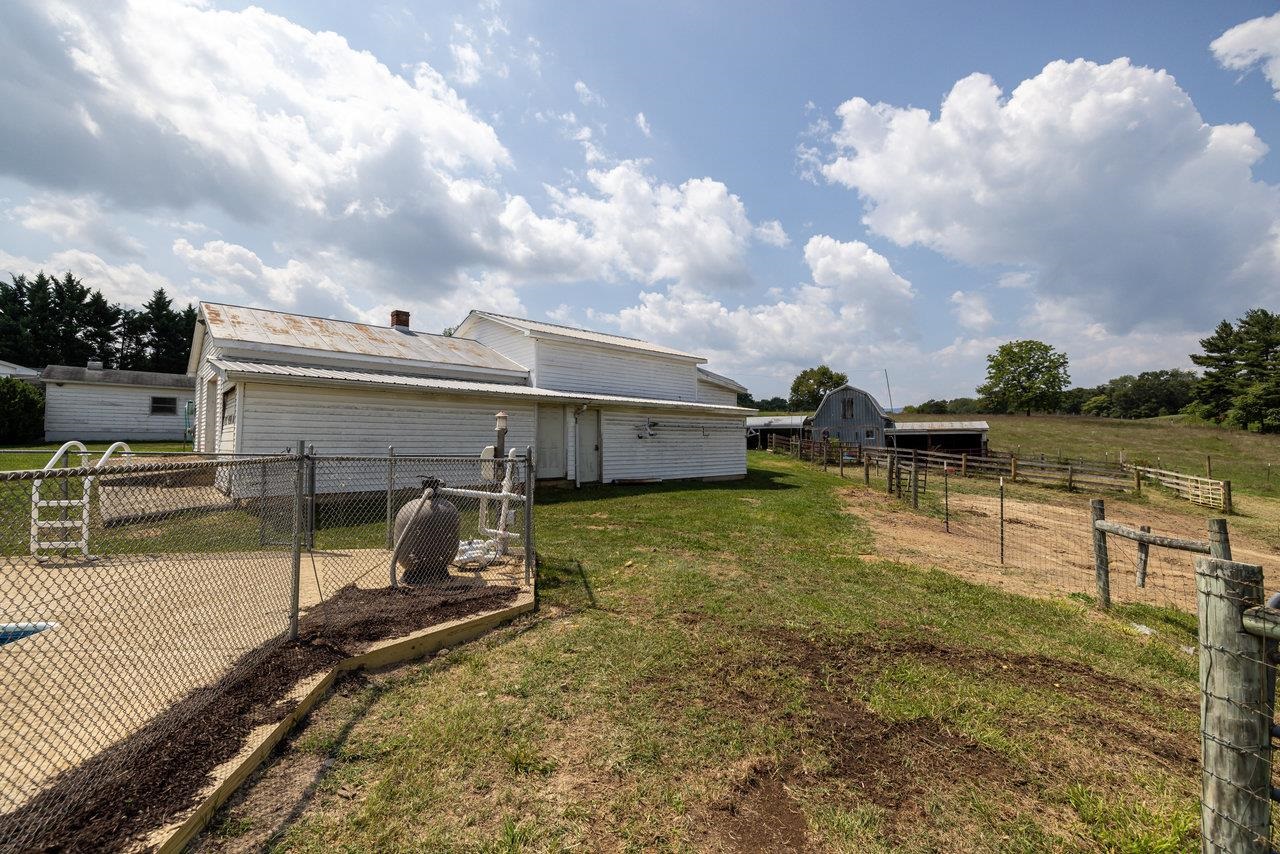 62 ROSSER DR, LURAY, Virginia 22835, 3 Bedrooms Bedrooms, ,2 BathroomsBathrooms,Residential,62 ROSSER DR,664399 MLS # 664399