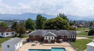 62 ROSSER DR, LURAY, Virginia 22835, 3 Bedrooms Bedrooms, ,2 BathroomsBathrooms,Residential,62 ROSSER DR,664399 MLS # 664399