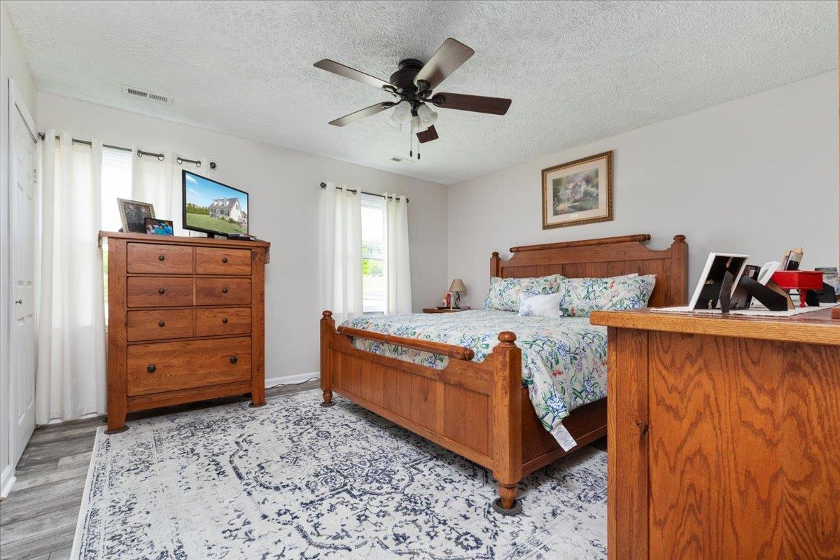 5480 MAIN ST, MOUNT JACKSON, Virginia 22842, 3 Bedrooms Bedrooms, ,1 BathroomBathrooms,Residential,5480 MAIN ST,664402 MLS # 664402