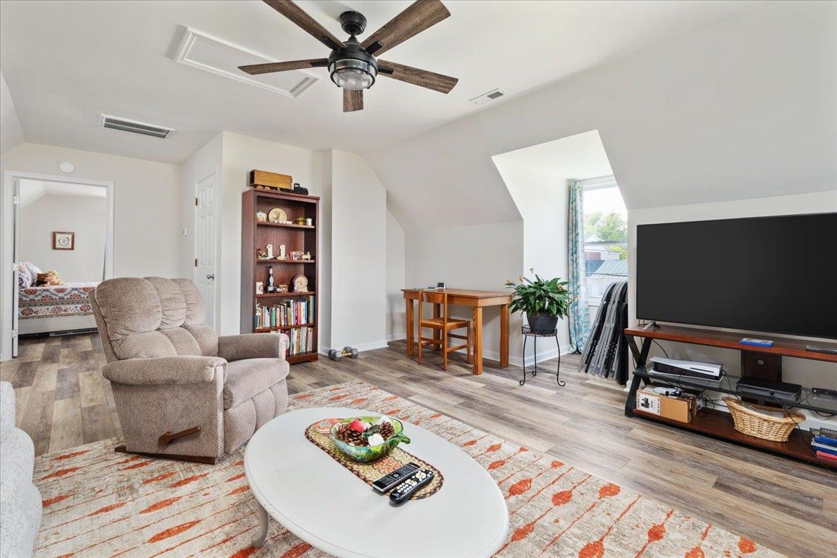5480 MAIN ST, MOUNT JACKSON, Virginia 22842, 3 Bedrooms Bedrooms, ,1 BathroomBathrooms,Residential,5480 MAIN ST,664402 MLS # 664402