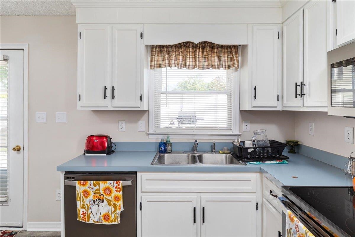 5480 MAIN ST, MOUNT JACKSON, Virginia 22842, 3 Bedrooms Bedrooms, ,1 BathroomBathrooms,Residential,5480 MAIN ST,664402 MLS # 664402