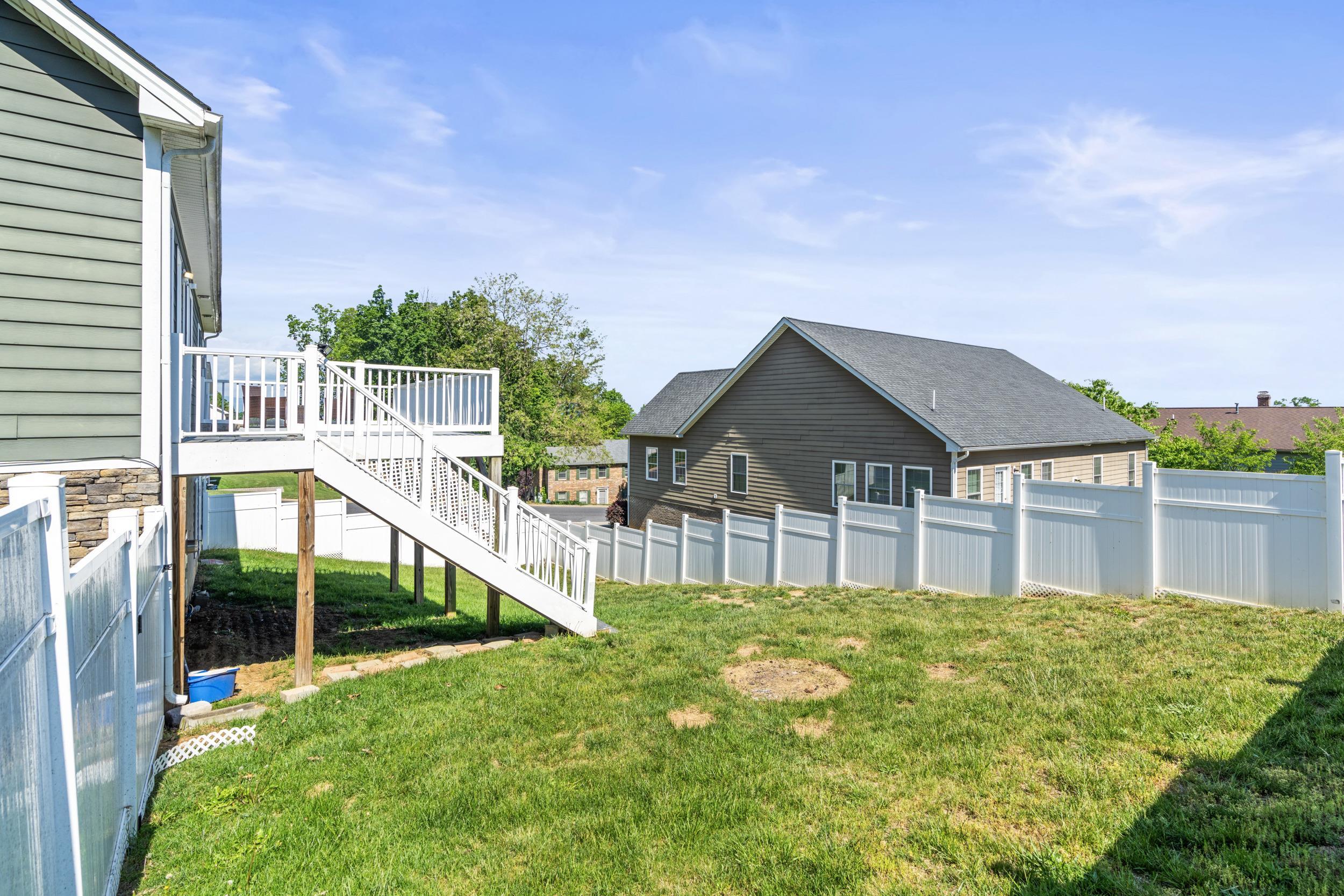 199 BLUE STONE HILLS DR, HARRISONBURG, Virginia 22801, 3 Bedrooms Bedrooms, ,2 BathroomsBathrooms,Residential,199 BLUE STONE HILLS DR,664406 MLS # 664406